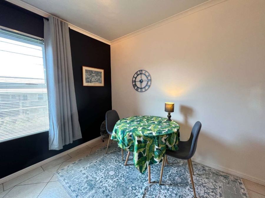 To Let 3 Bedroom Property for Rent in Klein Welgevonden Western Cape